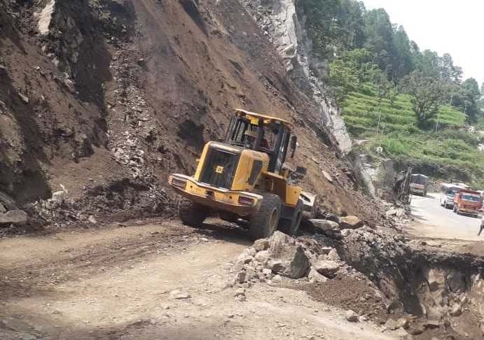 Tanakpur-Pithoragarh National Highway opened after 33 hours