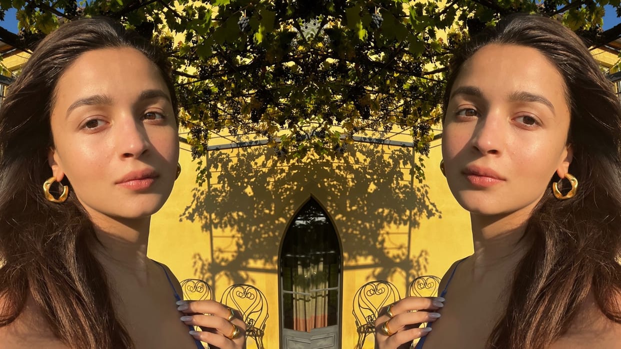 Alia Bhatt shares her first photo from babymoon sonam kapoor reacts in a lovely way