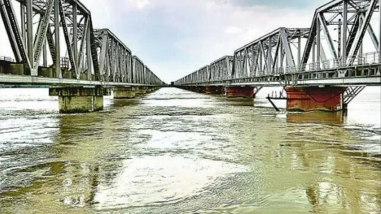 Water level of Sarayu is increasing in Bahraich.