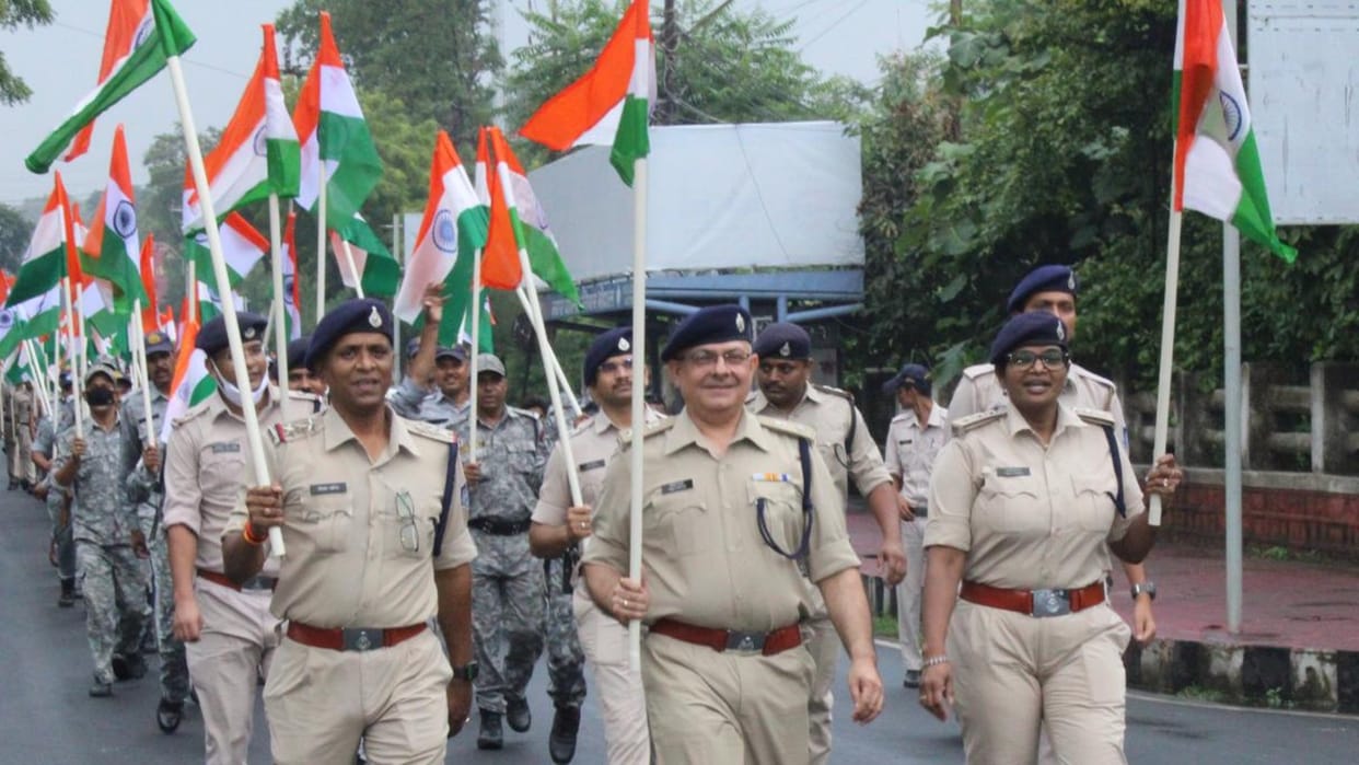 Har Ghar Tirangh: Police took out tricolor rally in Bhopal under the campaign "Har-Ghar Tiranga"