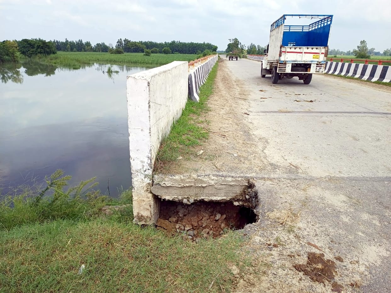 There is also danger of erosion on the approach road of Chhoya river