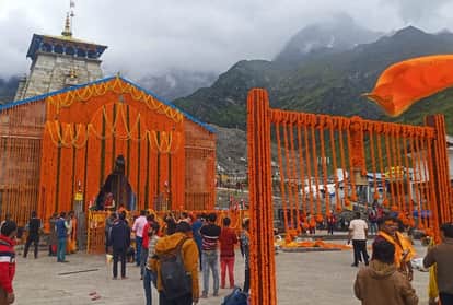 फूलों से सजा केदारनाथ धाम