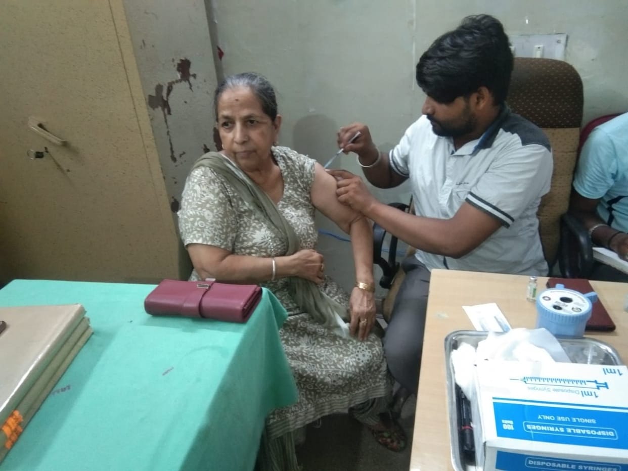 Corona cases increased three times in the district, 53 infected found in 9 days