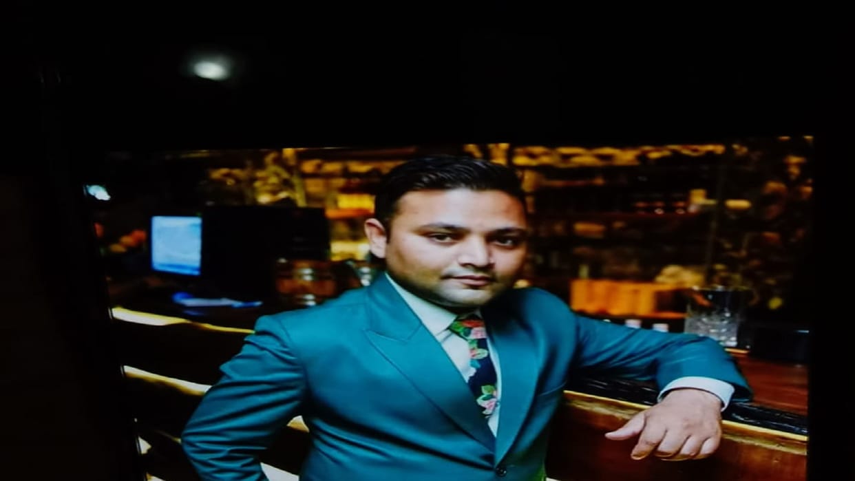 Drunk hotel manager drowned while bathing in the ganga varanasi