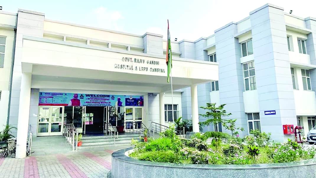 jammu Gangyal Hospital surgery stopped in three theaters for weeks
