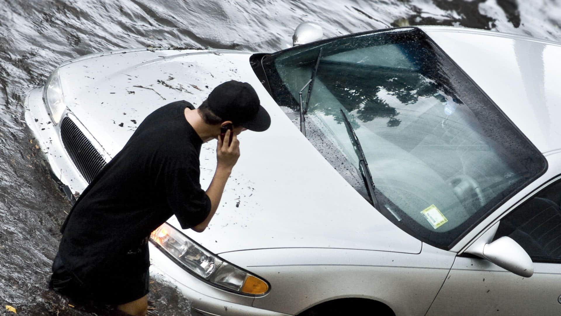 Family Follows Google Maps In Kerala Ends Up Driving Car Right Into Canal