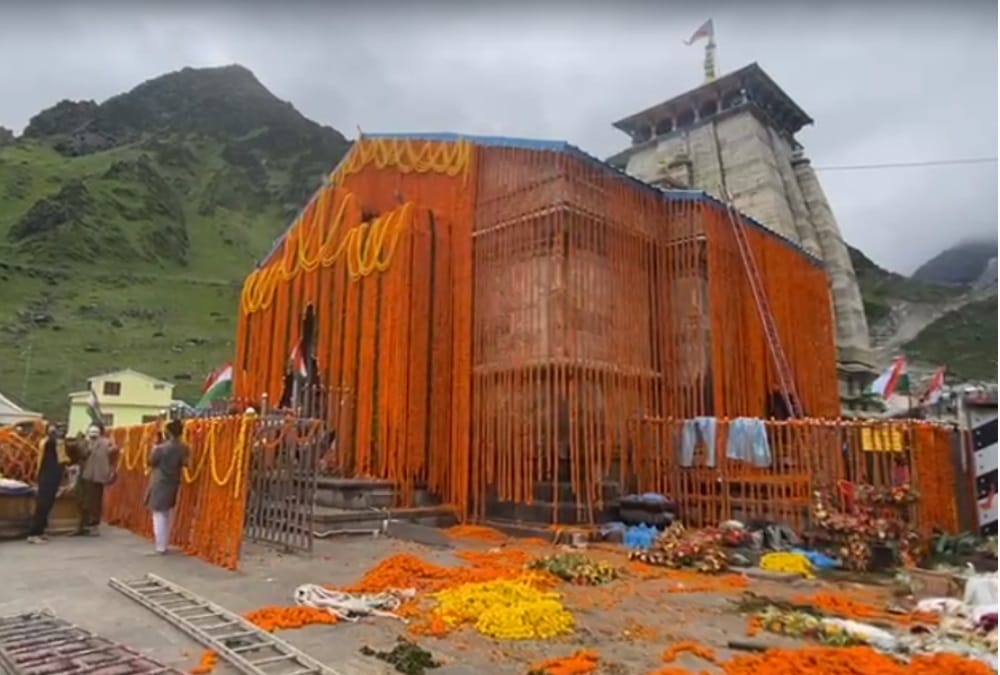 Raksha bandhan 2022: Kedarnath Dham decorated with 11 quintals flowers for Annakut mela