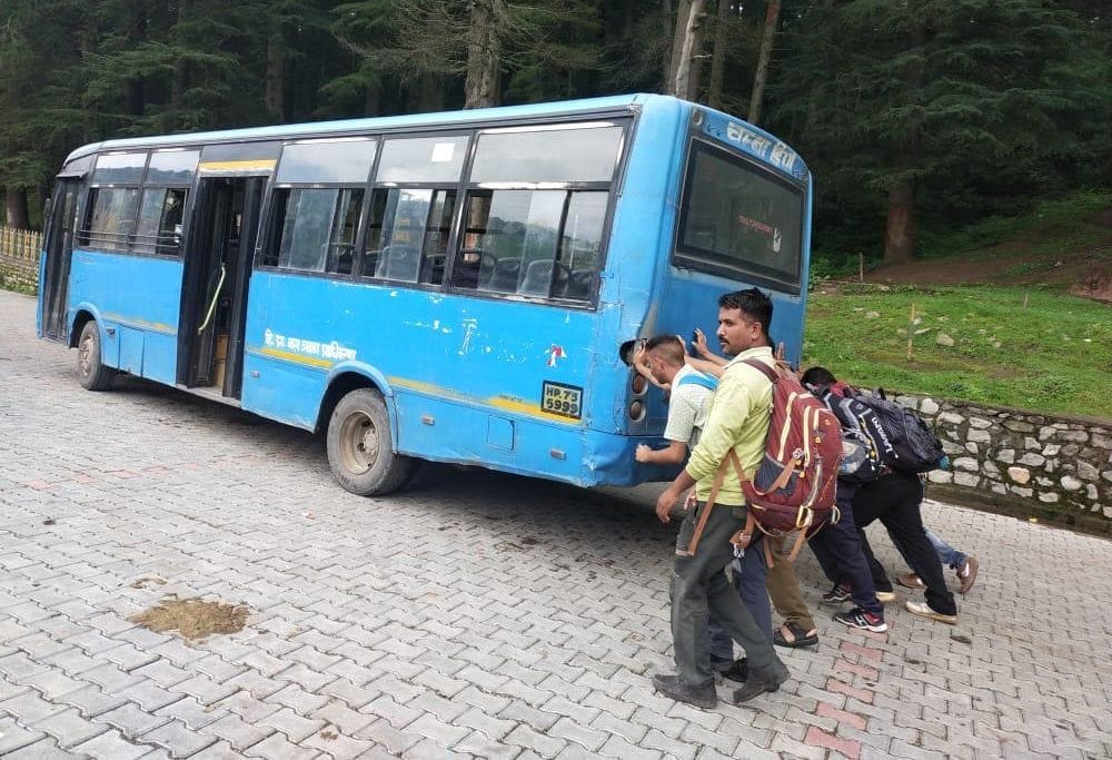 Government bus gasped in Khajjiar