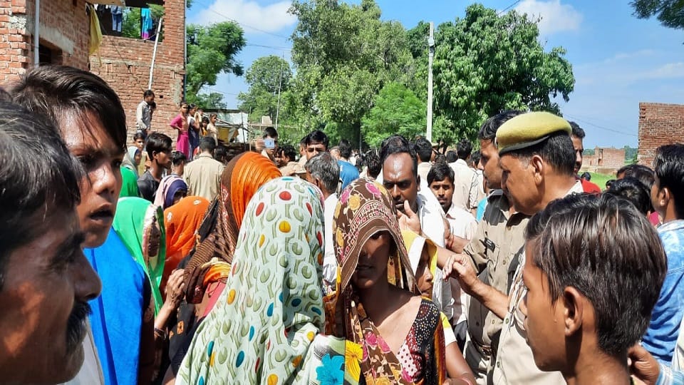 youth suicide after returning from police station in Mainpuri