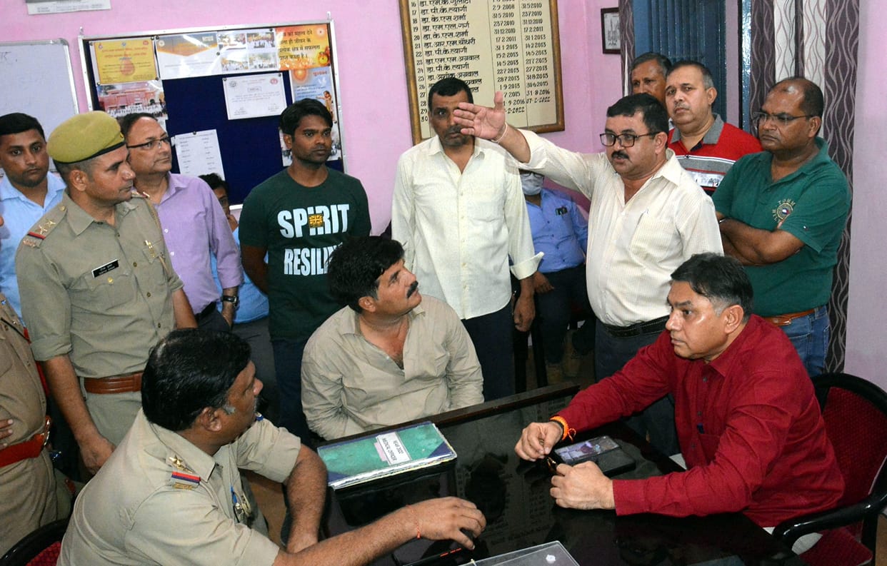 Radiologist beaten up accused of molestation, sabotage