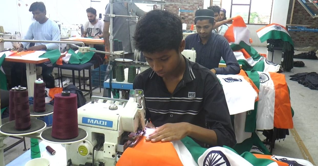 Muslim women and men are making national flag in Malerkotla
