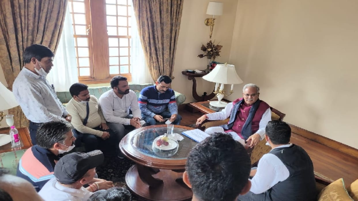 New Pension Scheme Employees Federation met the Chief Minister of Chhattisgarh