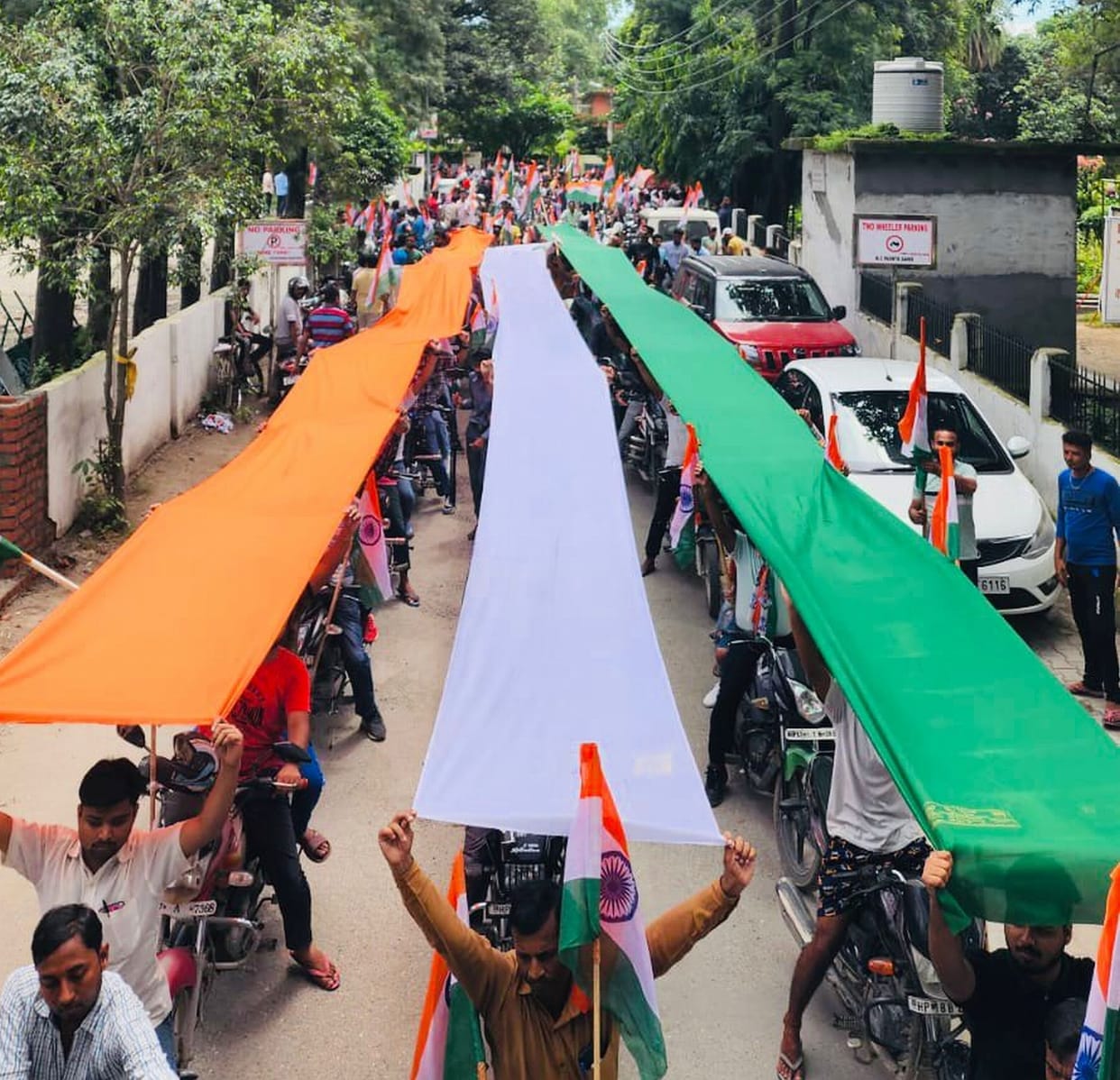 in ponta sahib bhartiye janta yuva morcha organised  tiranga yatra