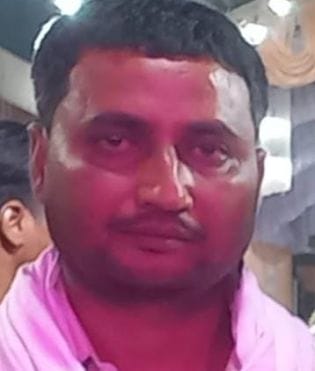 Bike rider Kanwariya died due to tractor collision