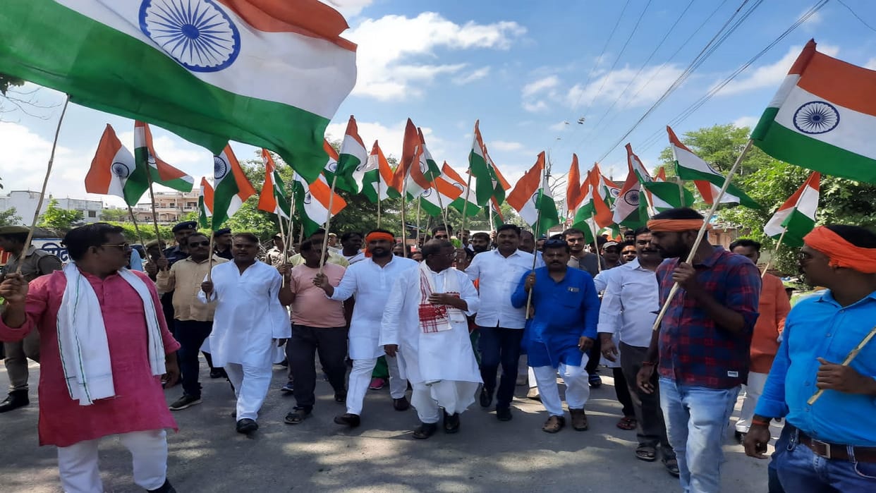Tiranga Yatra led by BJP State Vice President Laxman Acharya in ramnagar varanasi