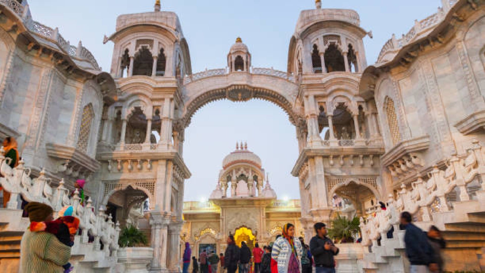 Delhi to Vrindavan Trip Fare Locations, Route, and Package Full Details