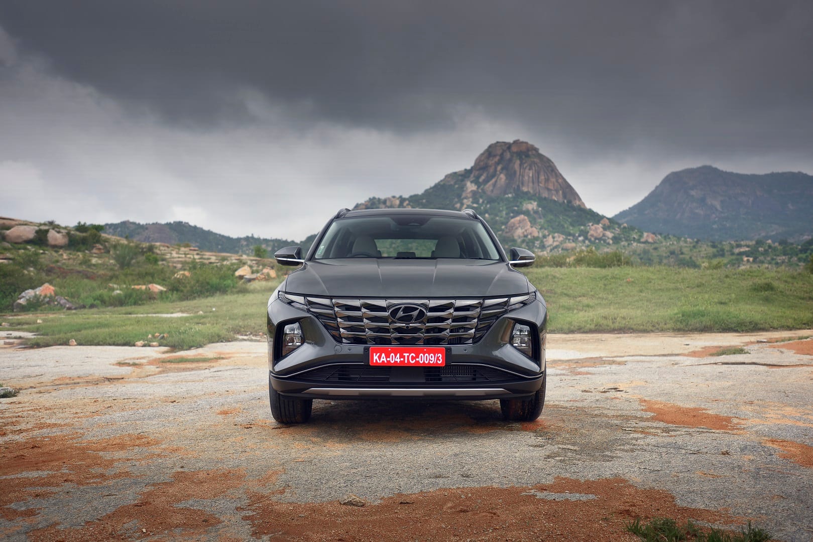 New Hyundai Tucson Launched in India Know Price Features Variant Specification News in Hindi