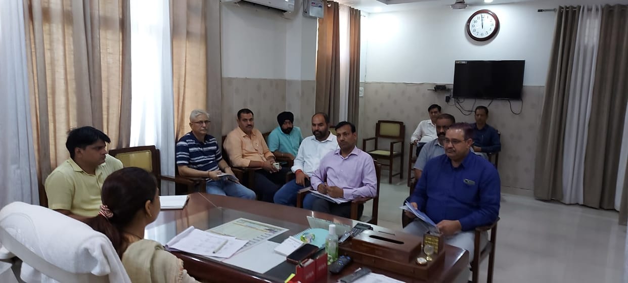 Officers of all sugar mills were held hostage in the Collectorate for seven hours
