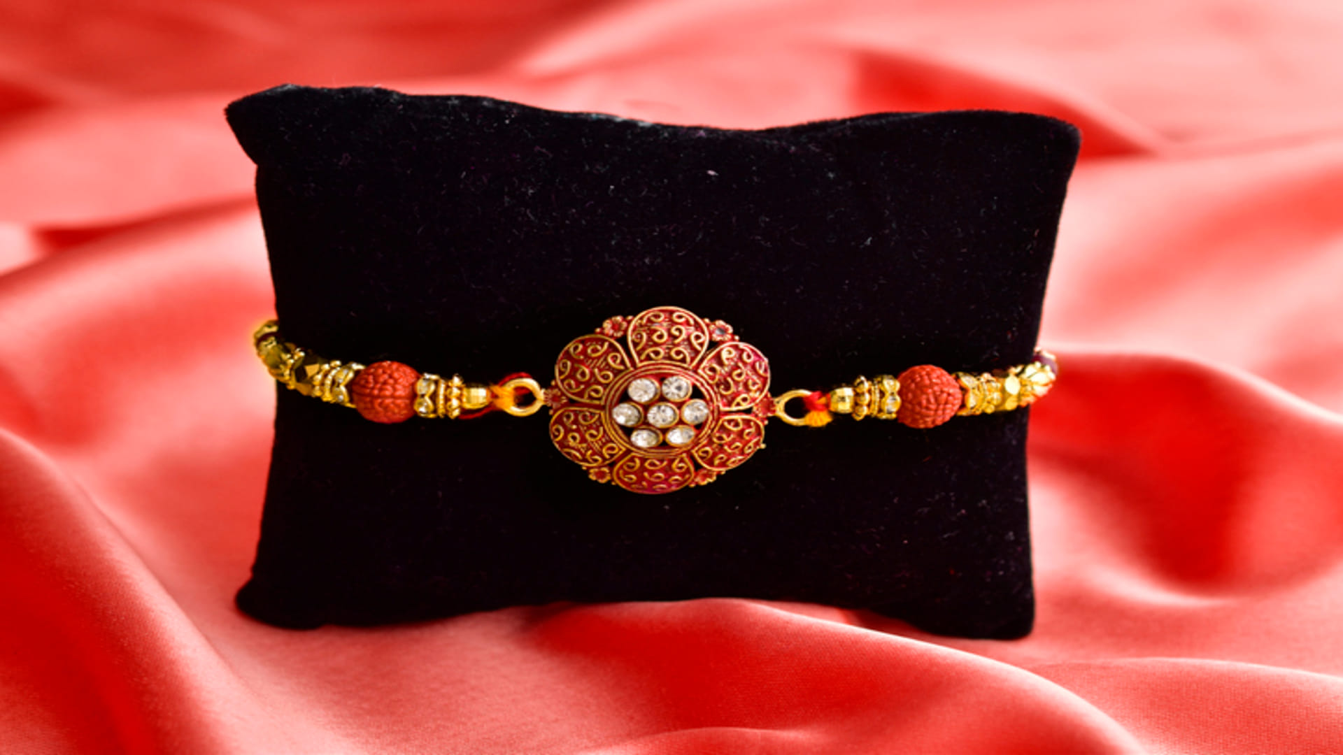 Raksha Bandhan 2022 How to Make Eco-Friendly Rakhi at Home know the Method here