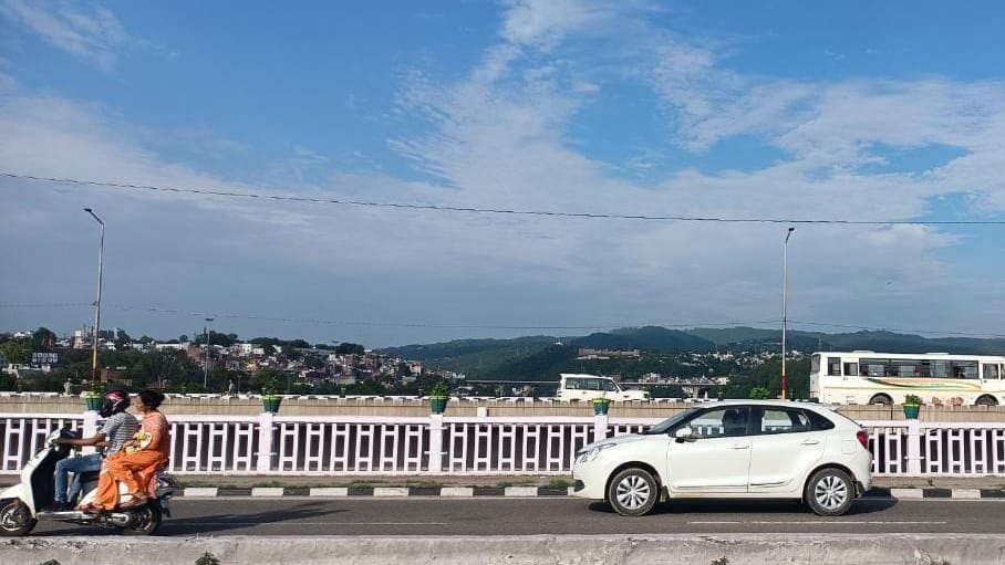 Jammu Kashmir Weather rain may occur today sunshine in Jammu city