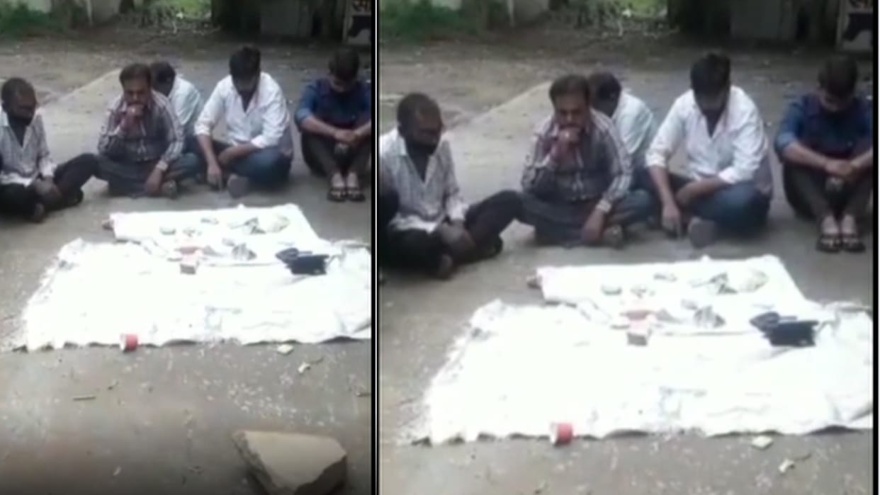 Gambling was going on in Janpar Panchayat office premises on Muharram in Gwalior, nine employees were caught