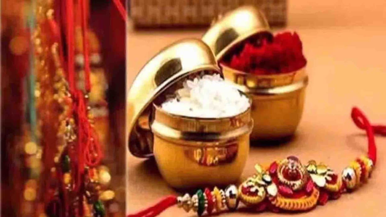 Raksha Bandhan 2022 Do not make these mistakes even by mistake while tying Rakhi date and auspicious time