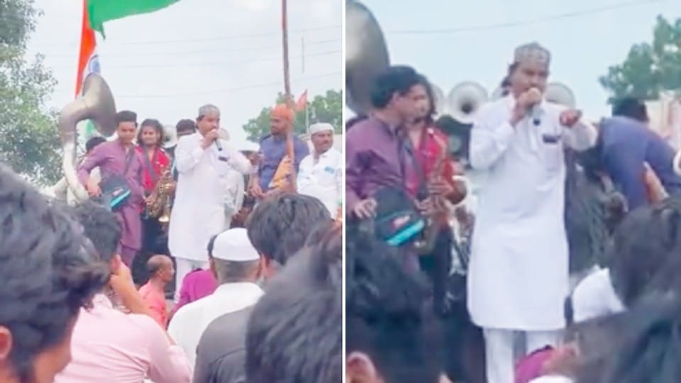 MP: Shlokas of Gita read in Muharram procession in Dhar, Muslim singer recited - Sometimes Dharmasya