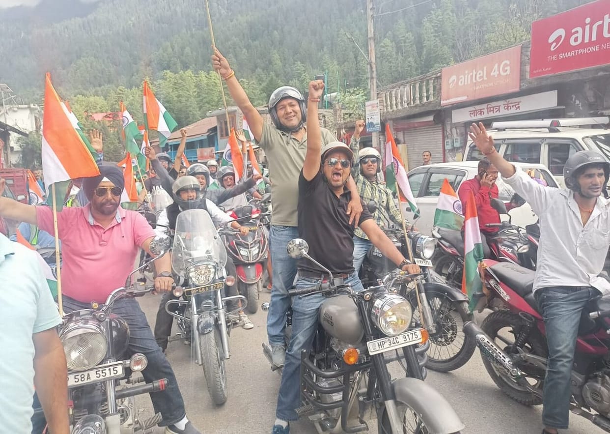 BJP took out tricolor bike rally on the elixir of independence
