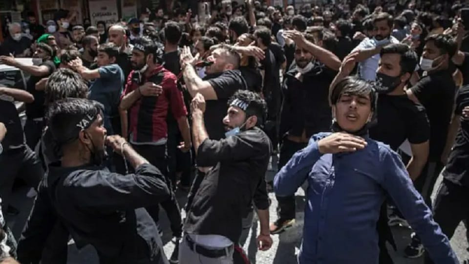 6 dead dozen unconscious due to suffocation at Muharram procession in Pakistan