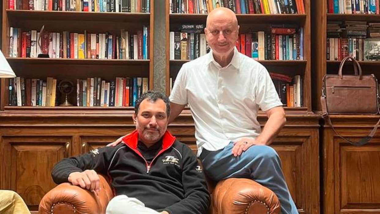 anupam kher shared a photo with director neeraj pandey actor said he reunites for his 529th film