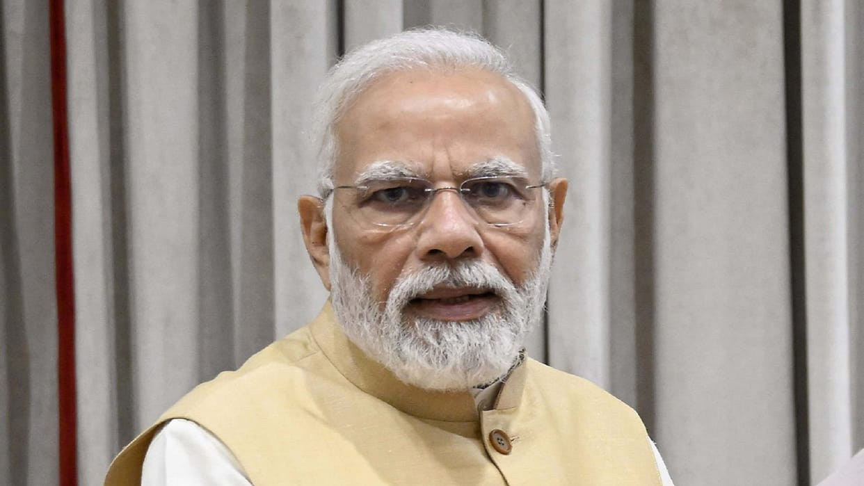 Prime Minister Narendra Modi pays tributes to the freedom fighter Pasumpon Muthuramalinga Thevar  hindi news