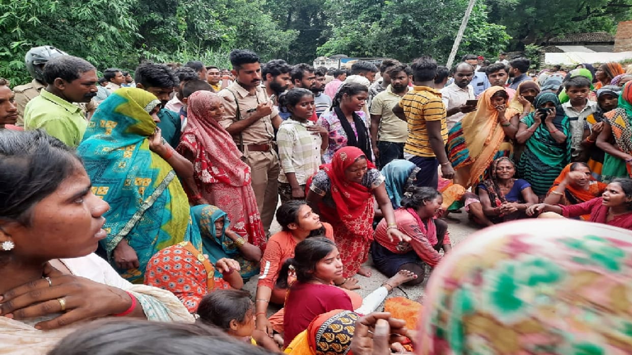 Three youths were crushed to death by an uncontrolled pickup, angry villagers blocked the road