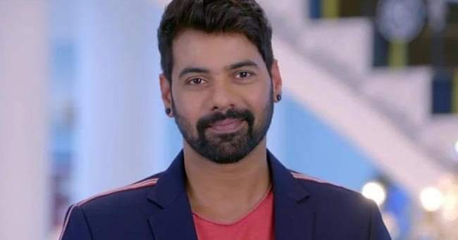 Know some facts about Shabbir Ahluwalia and his career on his birthday