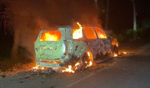 The moving car became a ball of fire, the driver barely saved his life