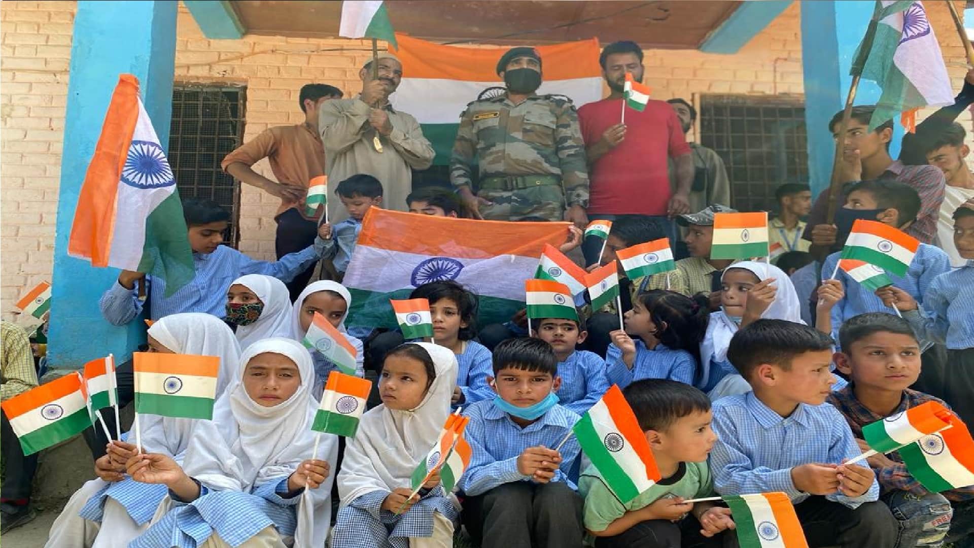 Lashkar e Taiba commander Hilal Ahmed Sheikh s father took out tricolor rally in Baramulla