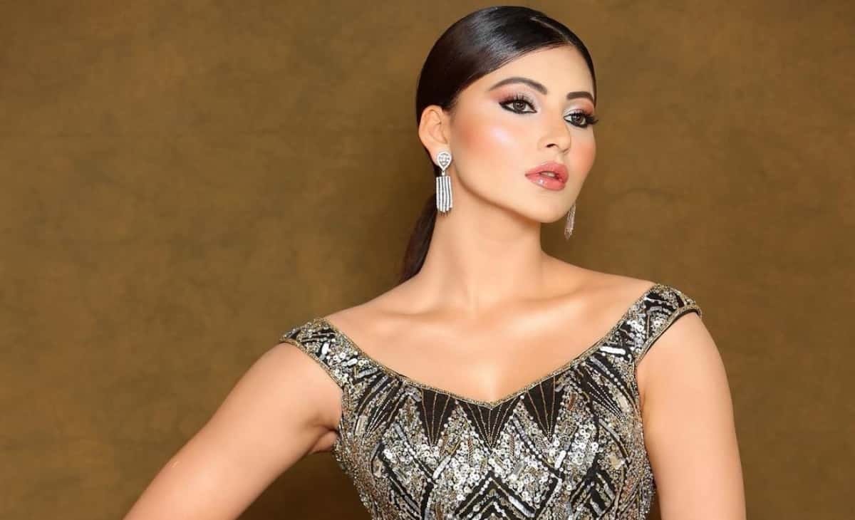 IND vs PAK T20: Urvashi Rautela Trolled for her comment that she don’t watch cricket, don’t know any cricketer