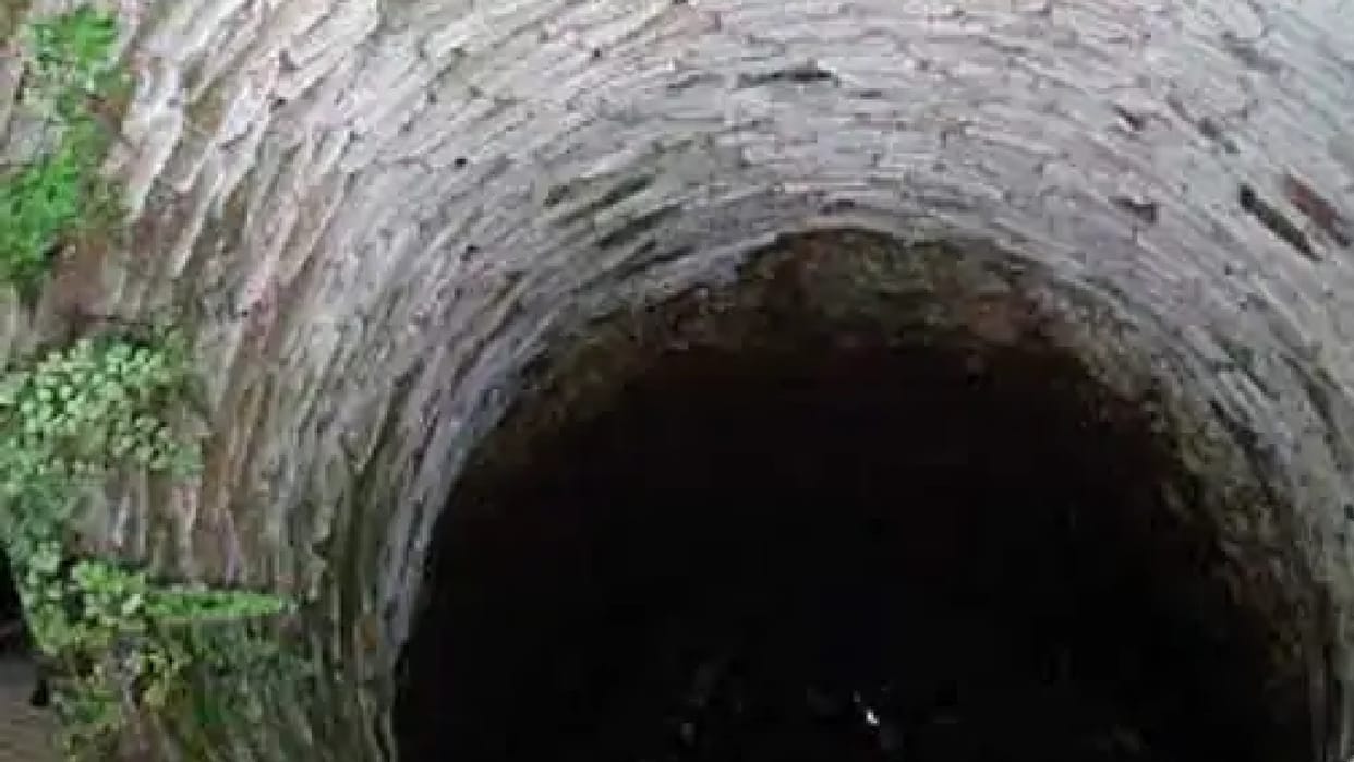 Devrani Jethani jumped in a well with a young man in Chhindwara, death of women, a case related to love affair