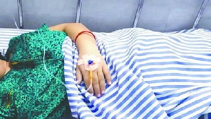 निर्दयी पति: बेटी पैदा हुई तो पत्नी पर चाकू से किया हमला, शादी के बाद से ही युवक ढा रहा था ऐसे जुल्म Young man tried to murder his wife after having a daughter In Dayalpur Delhi