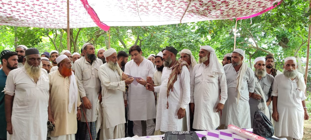 Forest Gujjars told the pain to the MP and MLA