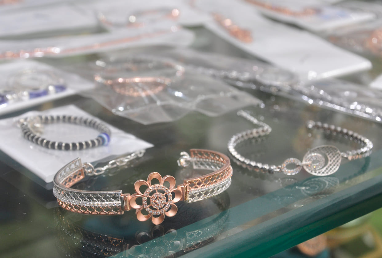 Silver rakhis will be decorated on brother's wrist