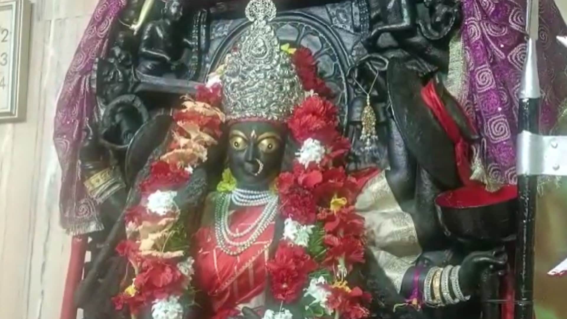 Devotees celebrated Rakshabandhan by offering Rakhi to Birasani Mata in Umaria