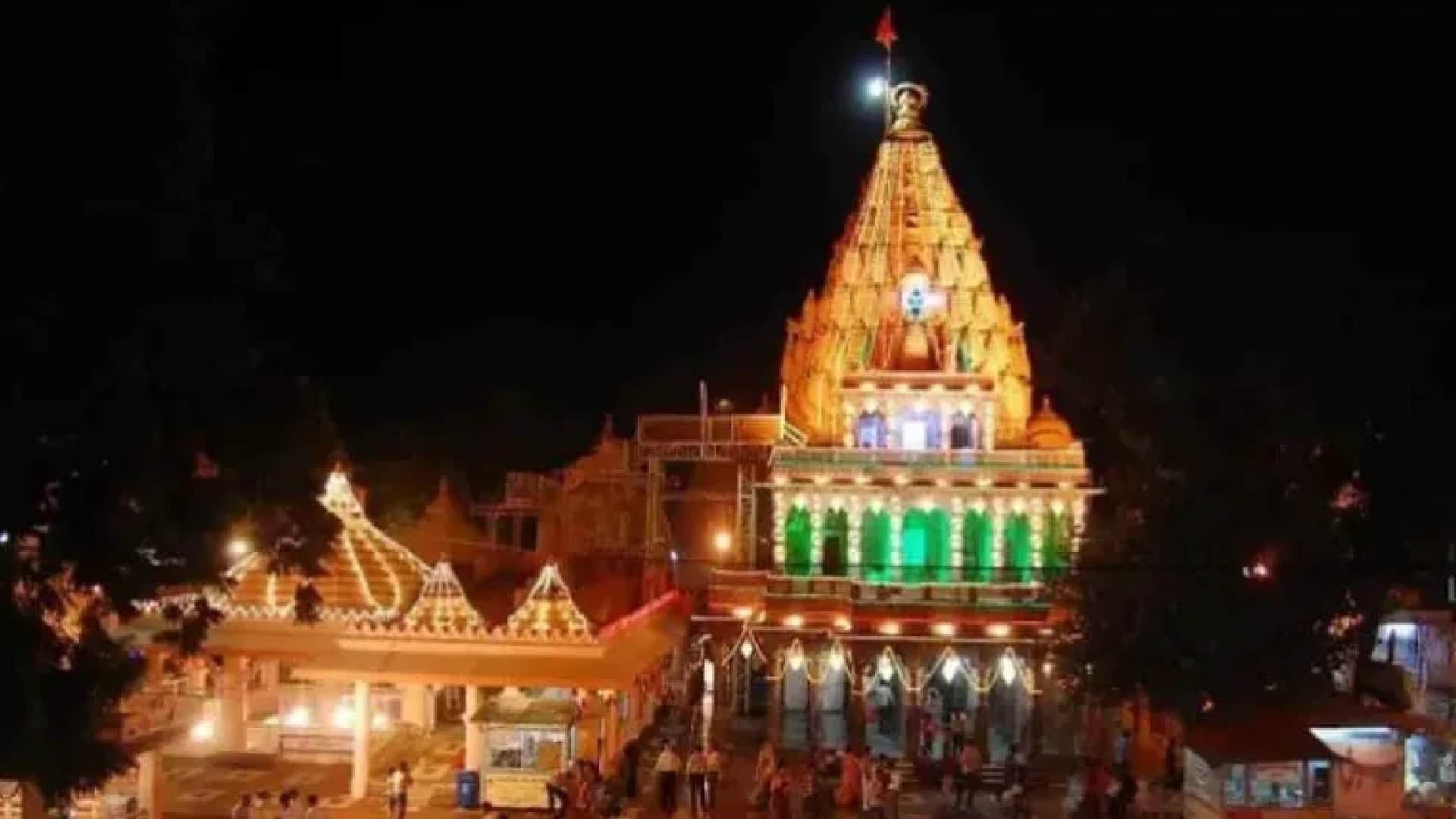 First Rakhi tied to Baba Mahakal located in Ujjain, Rakshabandhan will be enjoyed by more than 1.25 lakh laddu