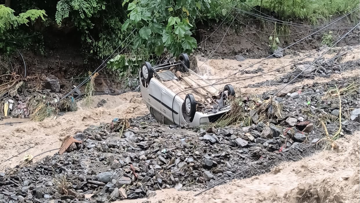 Clouds burst in Himachal's Ani-Chamba, Nani-Dohti killed in Kullu, five injured in Rohru due to debris