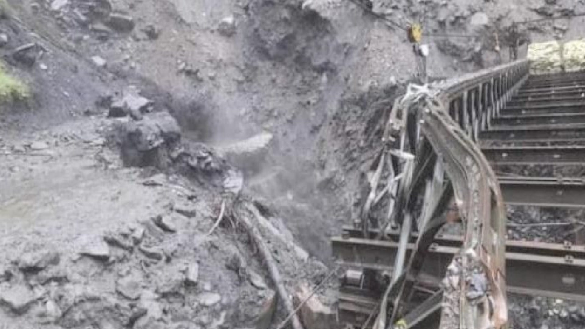 Clouds burst in Himachal's Ani-Chamba, Nani-Dohti killed in Kullu, five injured in Rohru due to debris