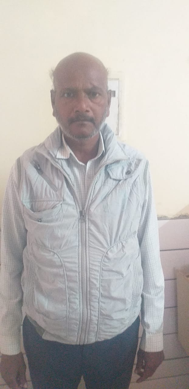 Kannauj: Pradhan dies due to tractor collapse