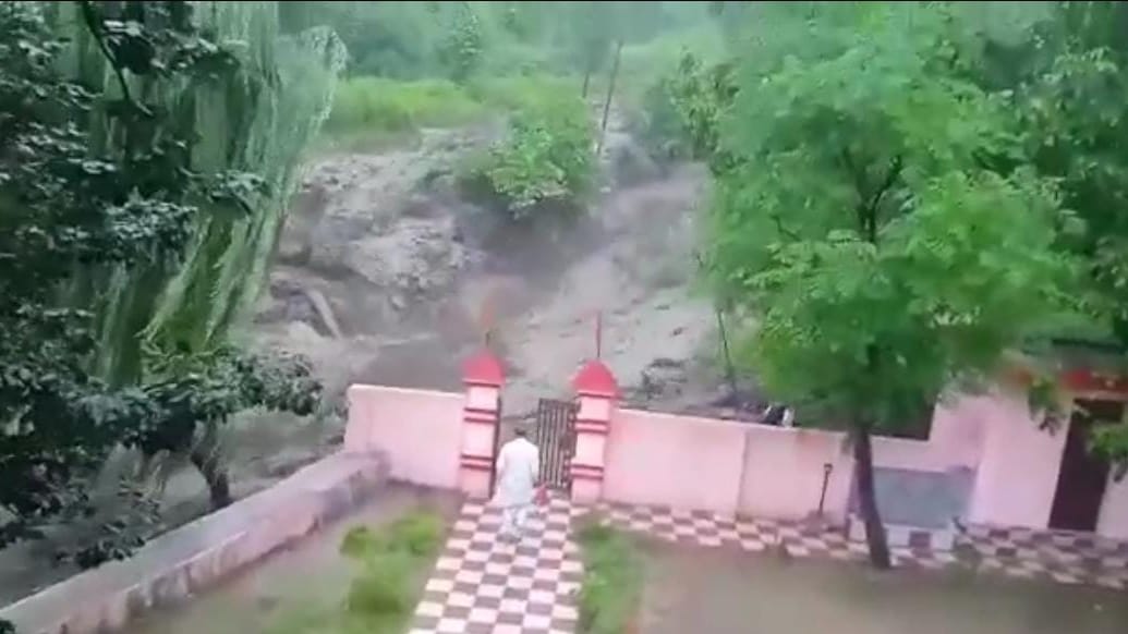 Flash Flood in Ramban two person missing rescue teams reached spot