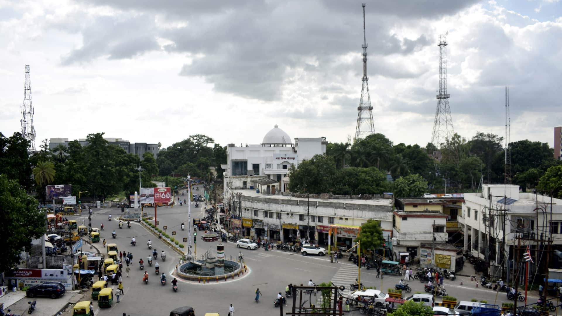people face many problems by sunlight in Gorakhpur UP