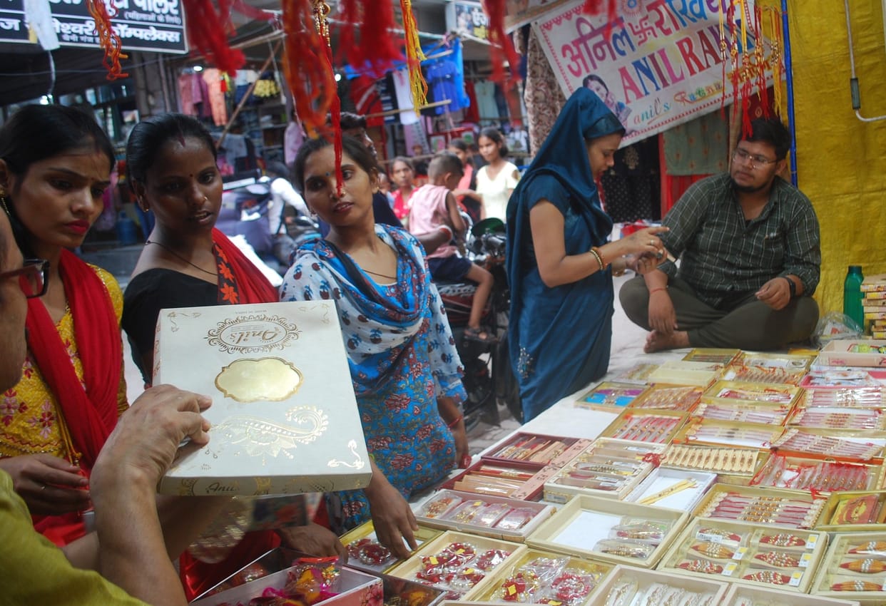 Hathras: Sisters tie love on the wrists of brothers
