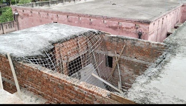 Forest roof collapses, three laborers injured