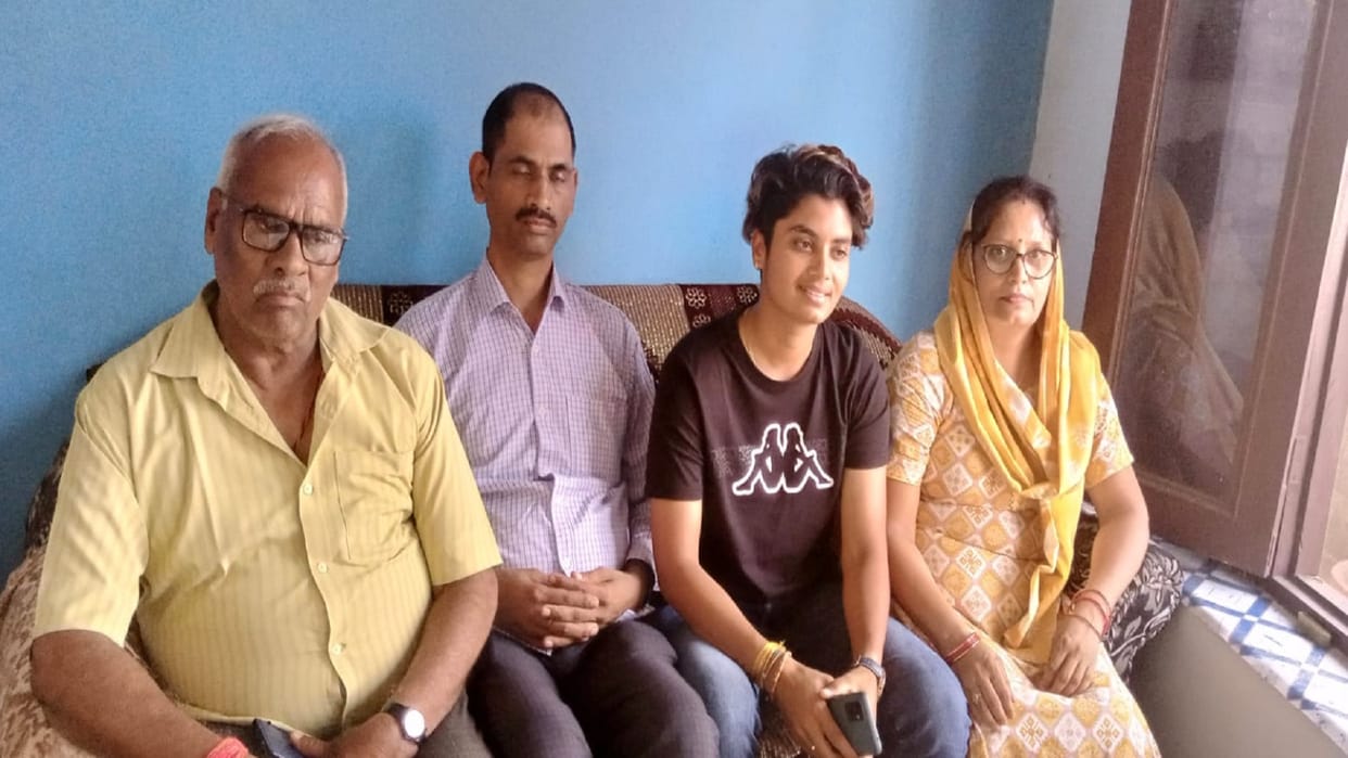 Meghna Singh reached home in Bijnor after winning the medal but did not congratulate by officer or leader